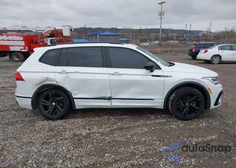 2023 Volkswagen Tiguan 2.0T Se R-Line Black из США, поврежденный, VIN 3VV8B7AX3PM073289